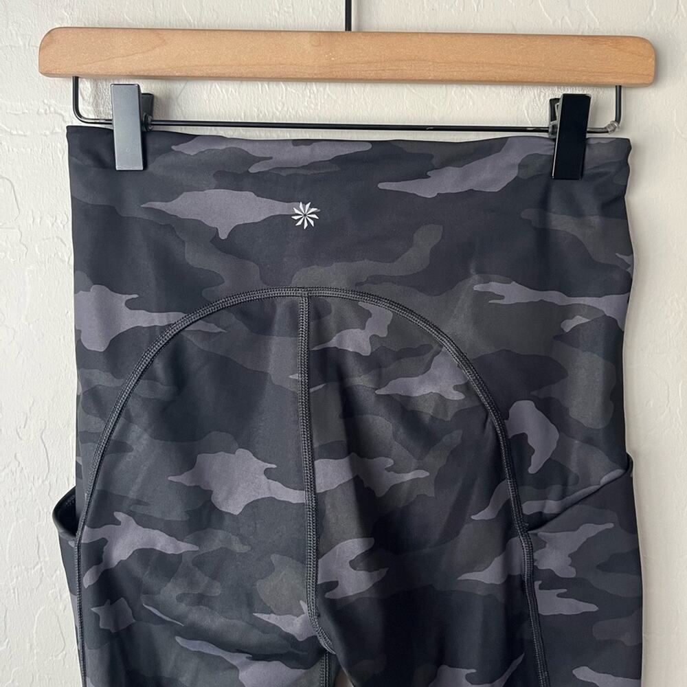 Athleta ultimate stash pocket biker shorts small - Picture 5 of 7